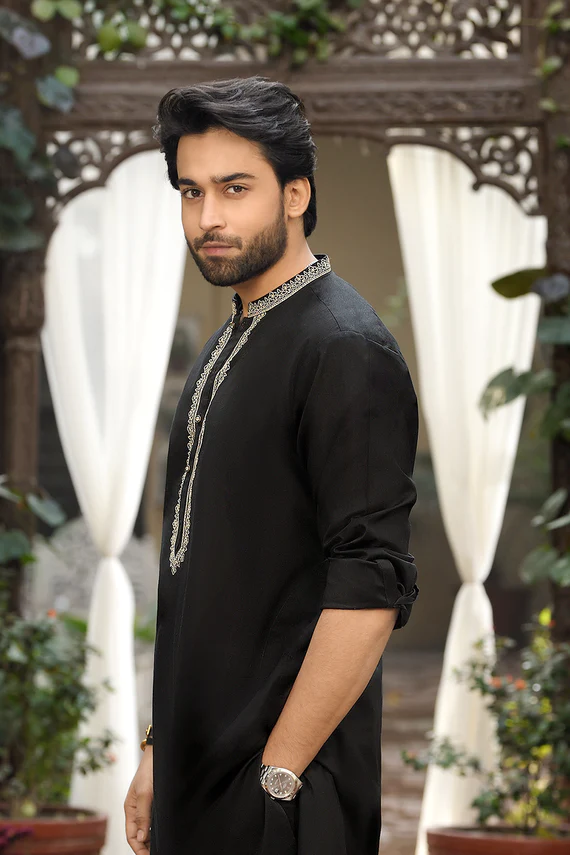 Top 10 Best Shalwar Kameez Design For Men - Top Brands in Pakistan 3 Nishat Linen Kameez Shalwar Suit for men
